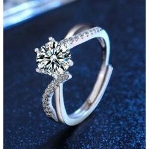 Moissanite 1.0ct Twisted Solitaire Ring D Color Round Brilliant GRA Certified